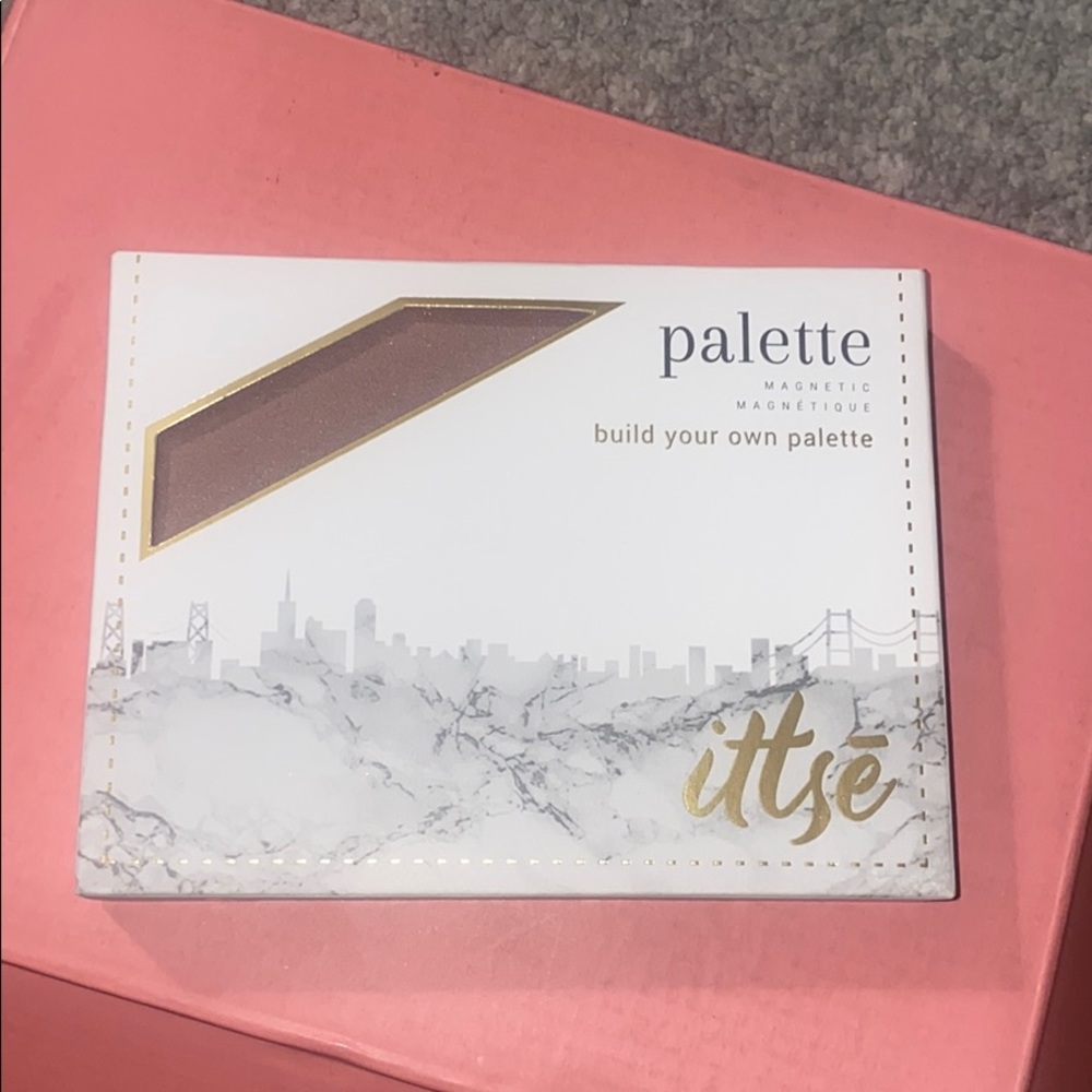 ittsē magnetic eyeshadow palette *bnib*